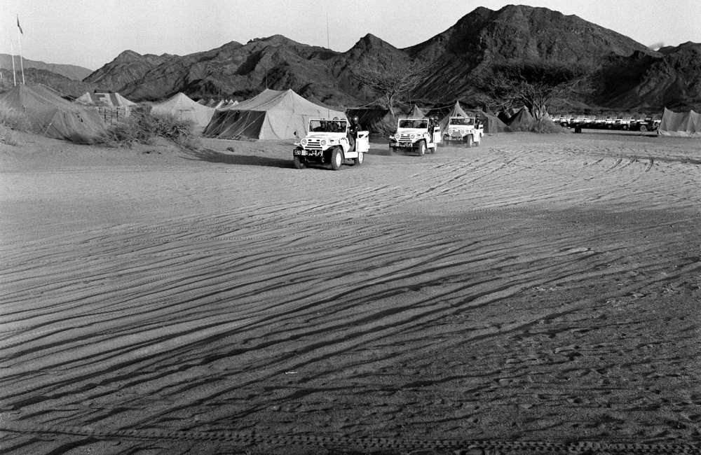A United Nations Yemen Observation Mission (UNYOM) patrol leaves the Najran camp. 1963. UN Photo/UN Photo Library.