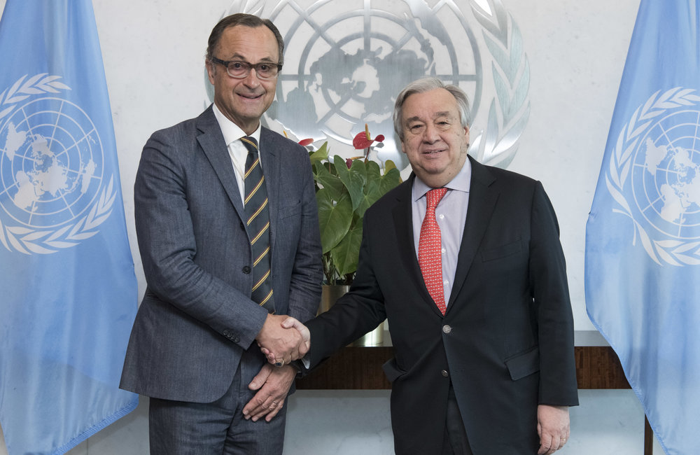 UNMHA's first Head of Mission Major General (retired) Patrick Cammaert meets with UN Secretary-General António Guterres. 2019. UN Photo/UN Photo Library.