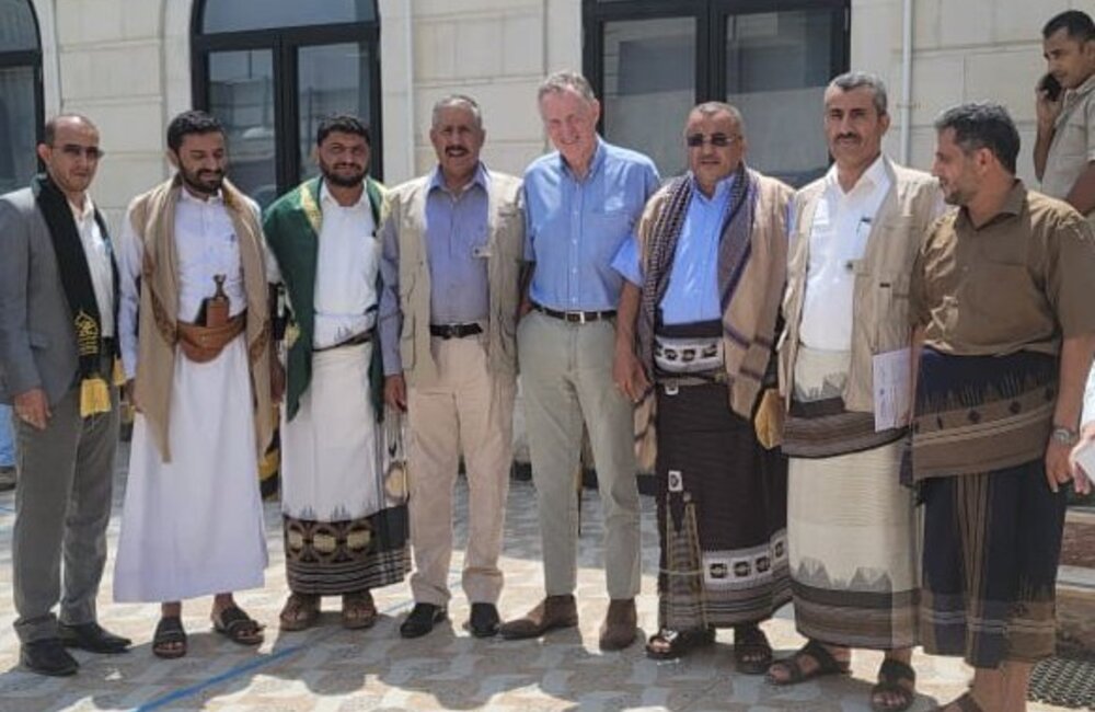 UNMHA Head of Mission and RCC Chair Michael Beary meets with the RCC delegation representing authorities in Sana'a at UNMHA HQ in Hudaydah (Photo: RCC/ 11 October 2022).
