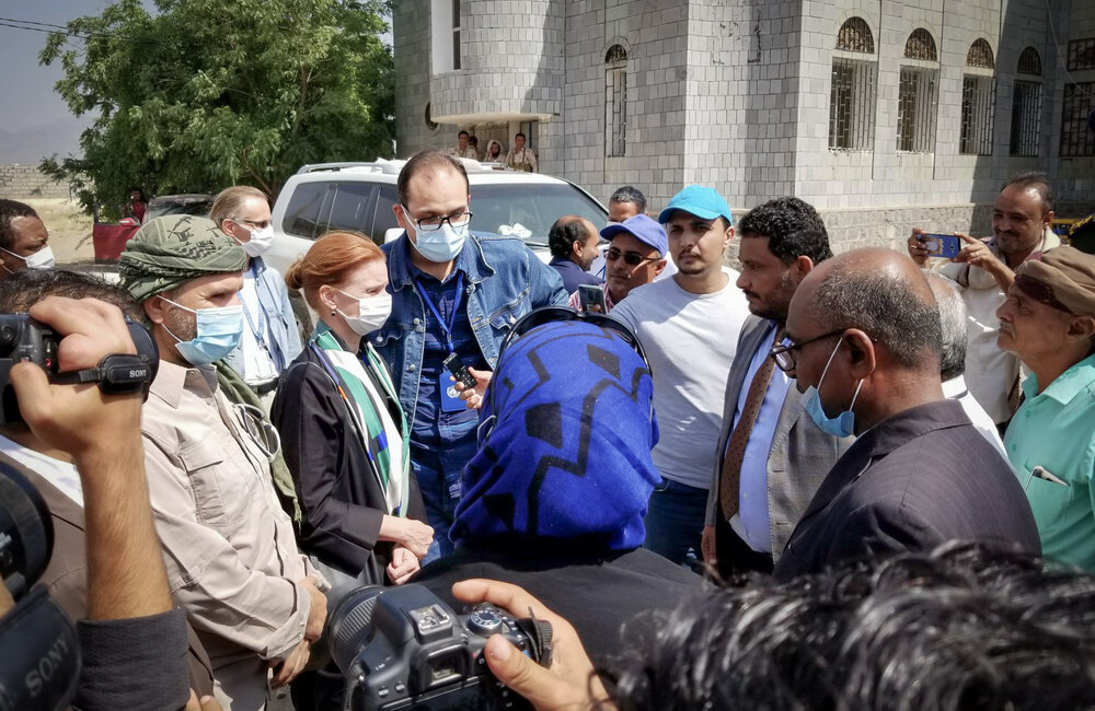 Former Deputy Head of Mission Daniela Kroslak speaks with journalists during a hospital visit in Hays city to meet those who have been impacted and injured by the conflict in October 2020.