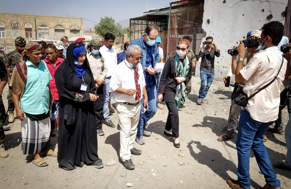 Former Deputy Head of Mission Daniela Kroslak visits a hospital in Hays city to meet those who have been impacted and injured by the conflict in October 2020. UN Photo/UNMHA.  